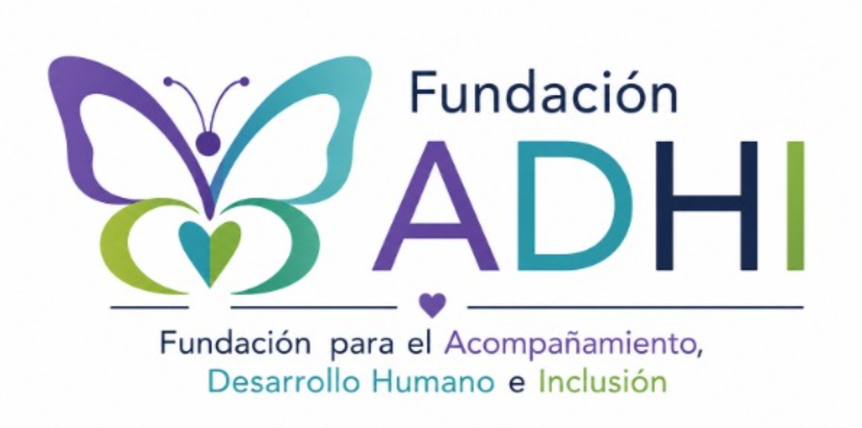 Logo de Fundación ADHI: una mariposa y el texto Fundación ADHI, Acompañamiento, Desarrollo Humano e Inclusión